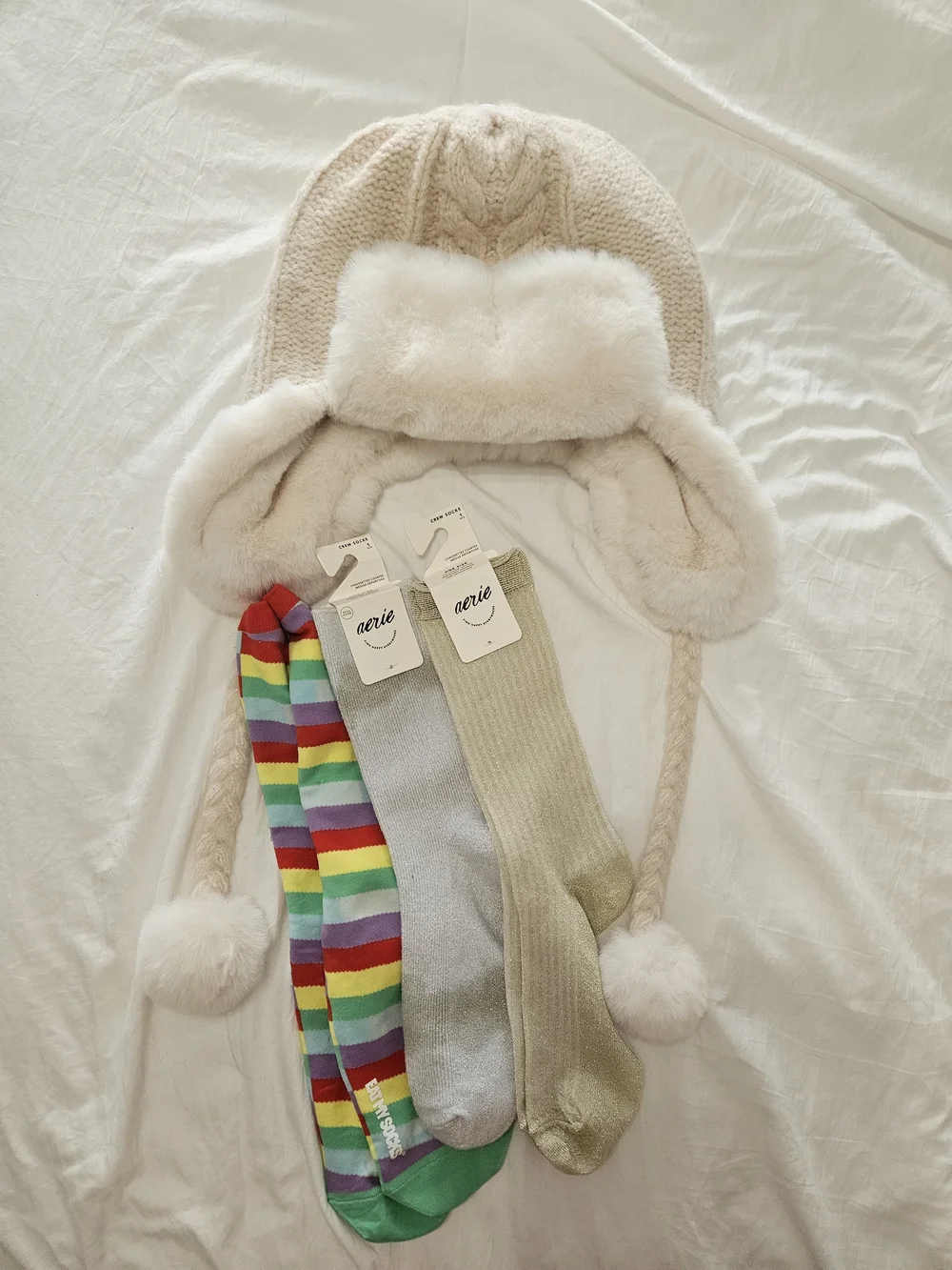 Aerie Hat And 3 Pair Of Sock Bundle